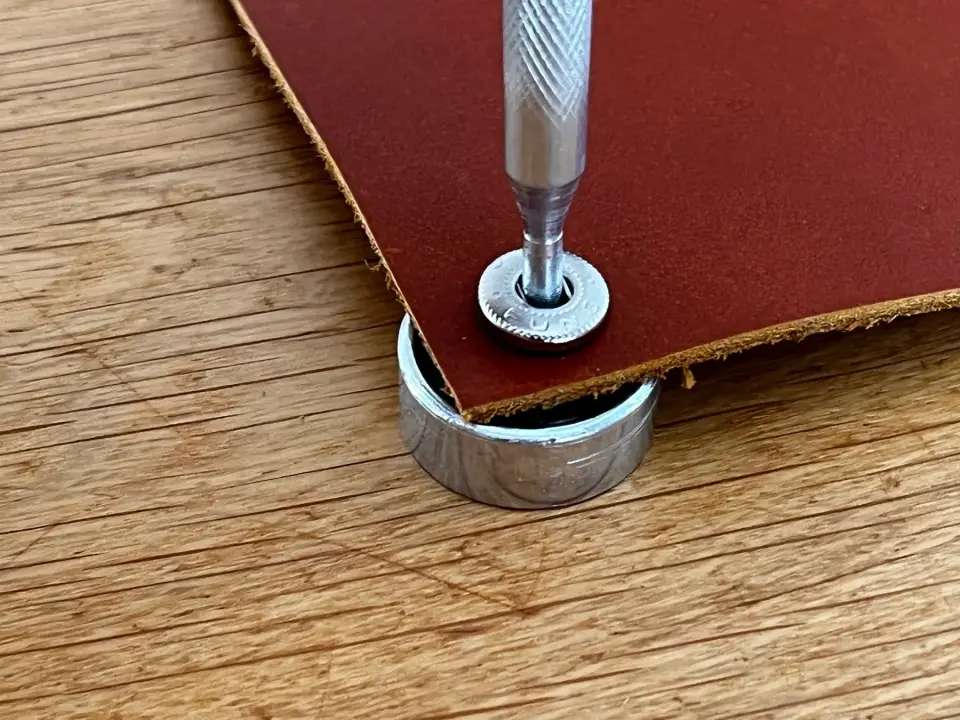 Druckknopf Sortiment mit Werkzeuge   09