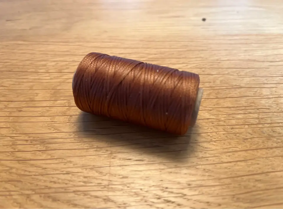 Gewachstes Garn, 50 Meter   Kastanienbraun