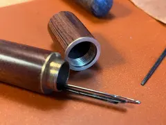 Holzetui f&uuml;r Nadeln   02