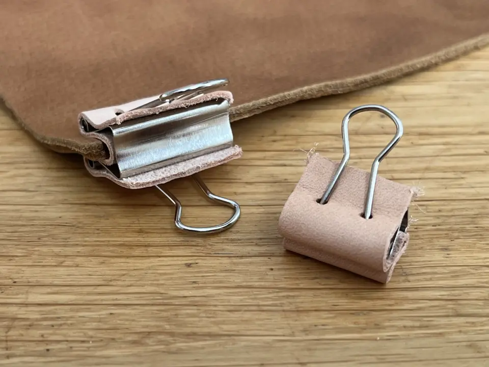 Klebeklammer f&uuml;r Leder   03