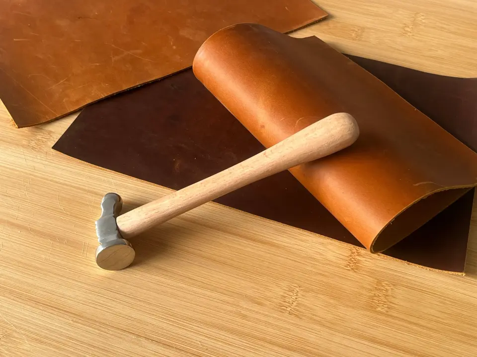 Lederhammer   01