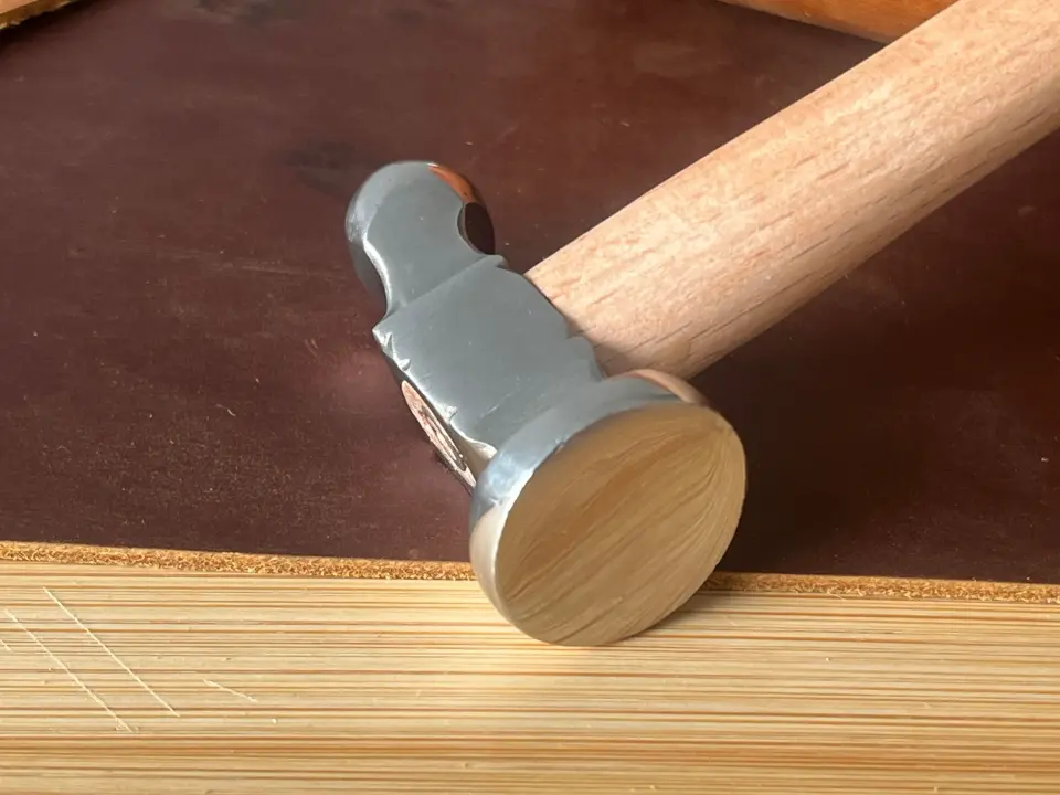 Lederhammer   02