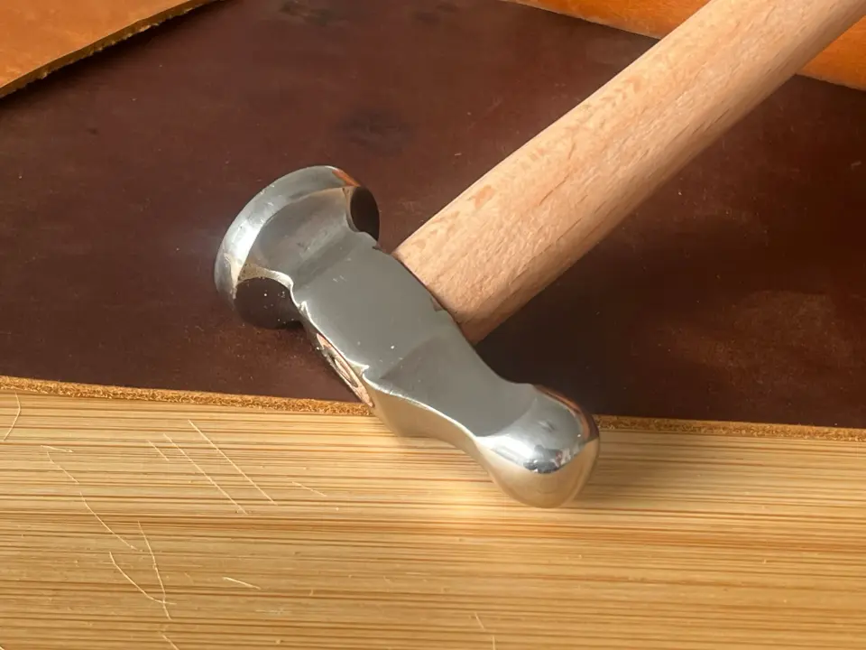 Lederhammer   04