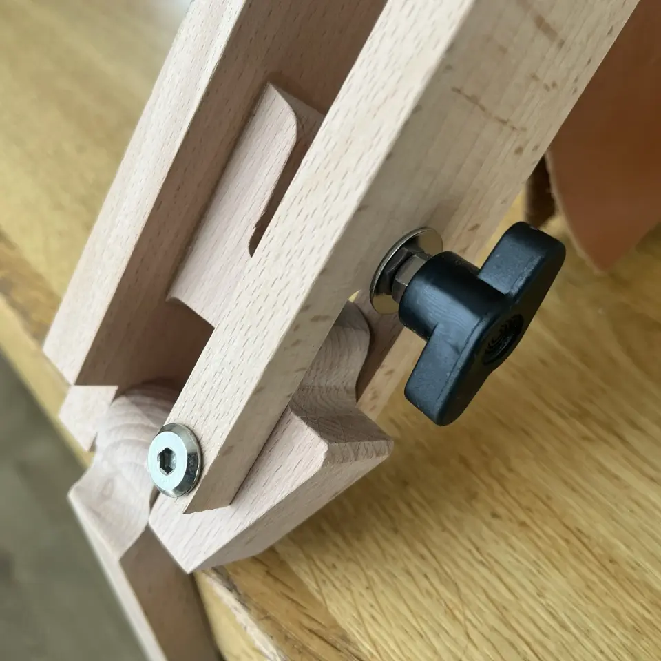 Stitching Pony   04