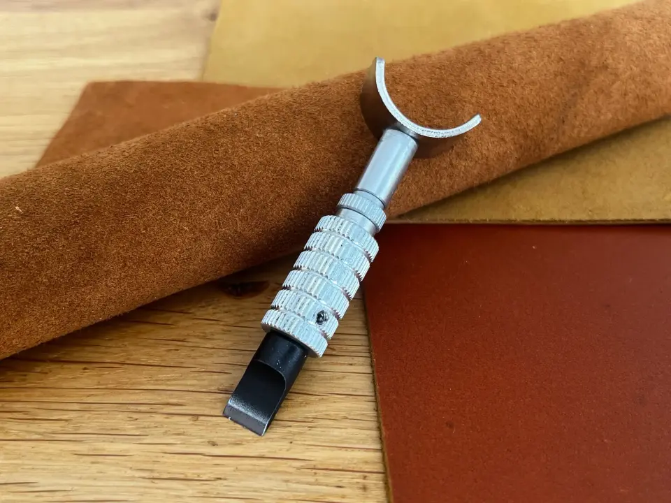 Swivel knife   03