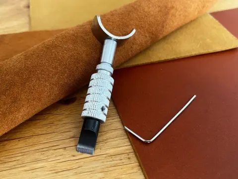 Swivel knife   05