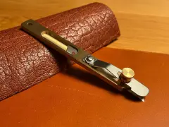 Verstellbarer Messer mit 10 Ersatzklingen   08